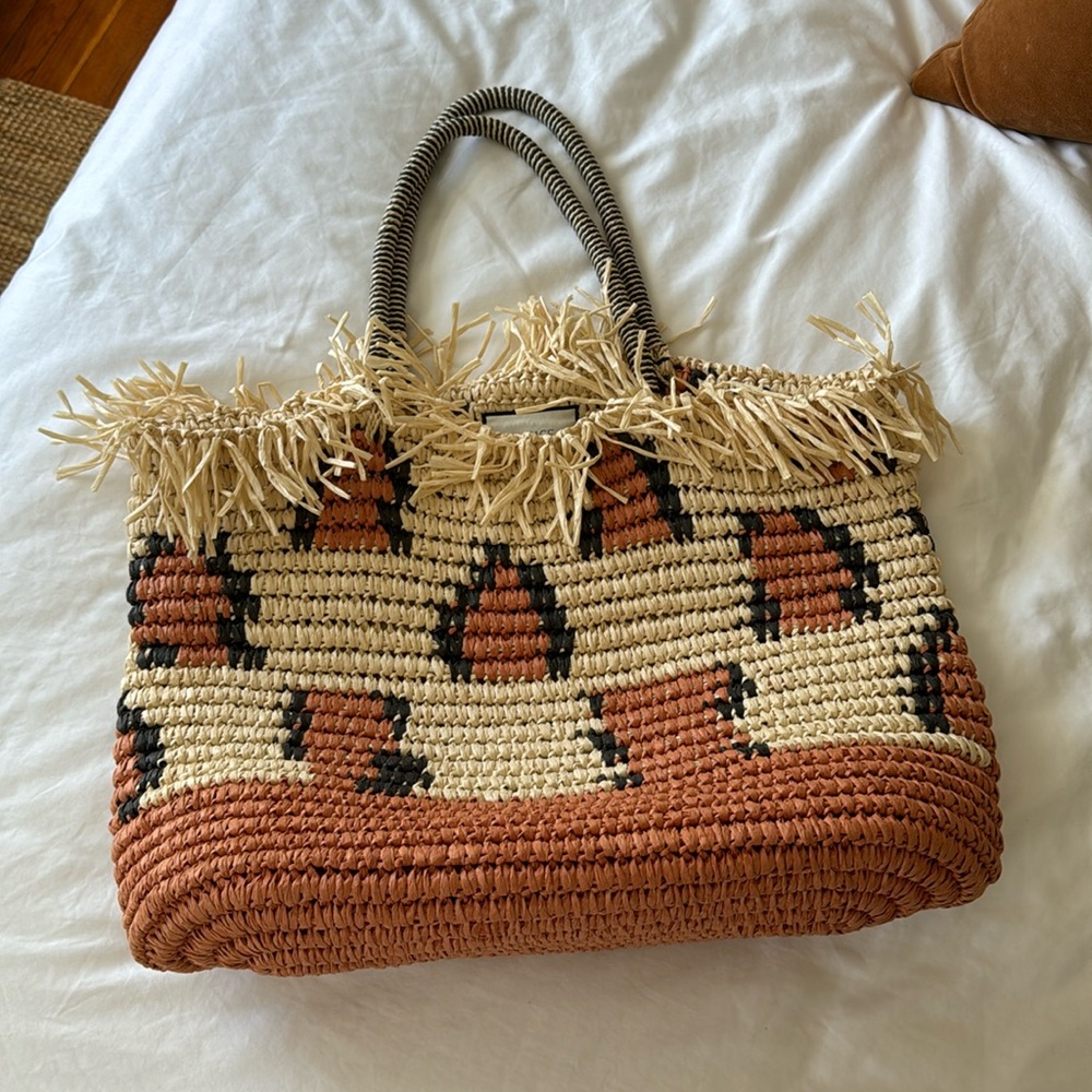 • L*Space Beach Bag •
